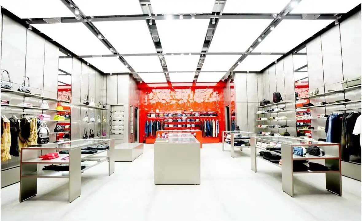Translucent Stretch Ceiling in Dubai project example by Enzo in Dubai